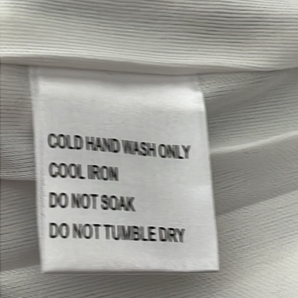 Who I Am Floral Print Skirt.  Size-8. NWT. - Picture 6 of 6